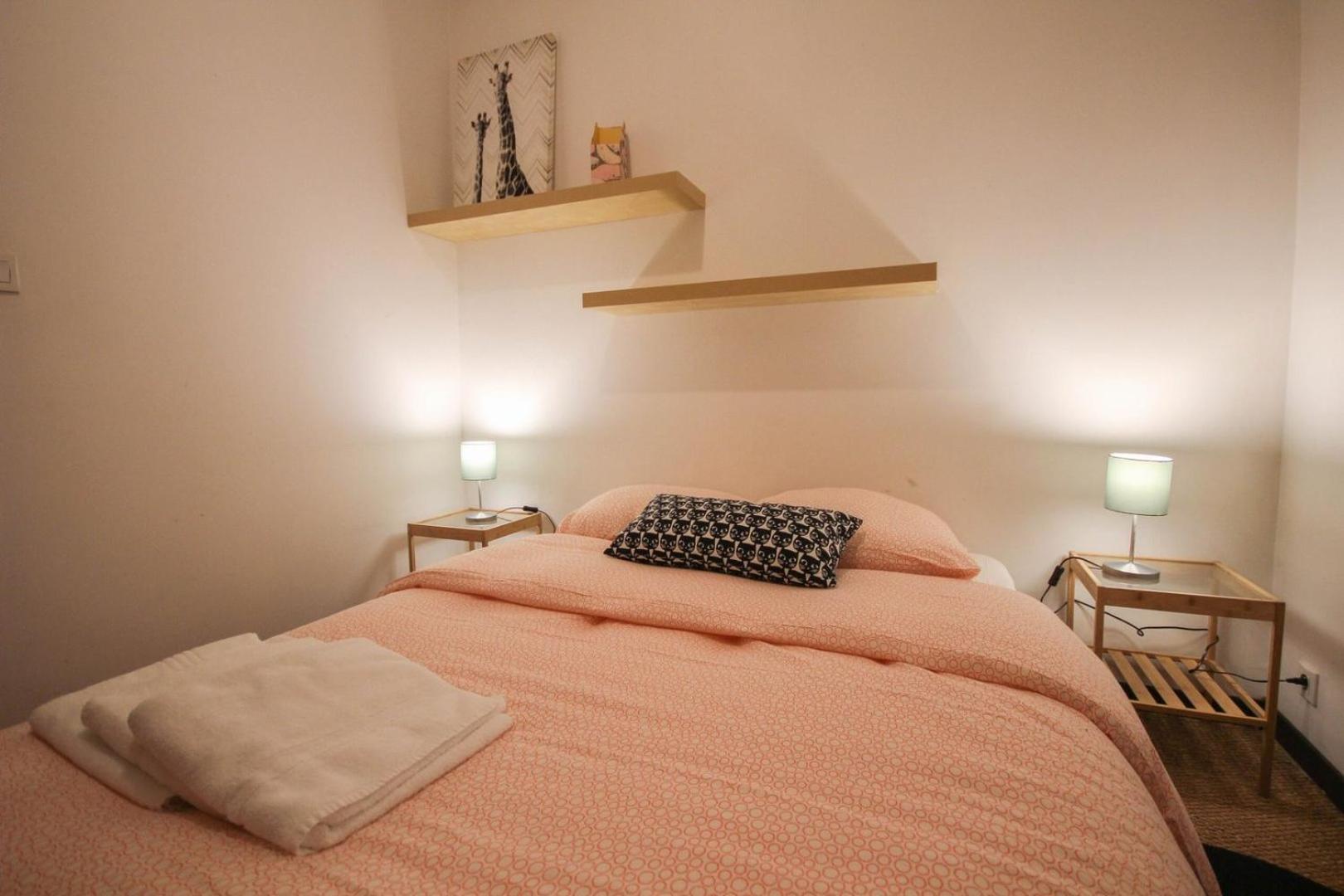 One Bedroom Equipped In Old ليل المظهر الخارجي الصورة